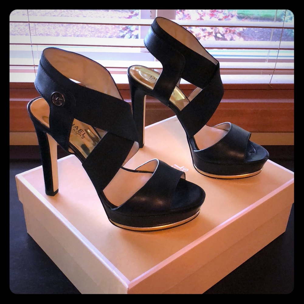 *CLEARANCE* Michael Kors Platform Heel
